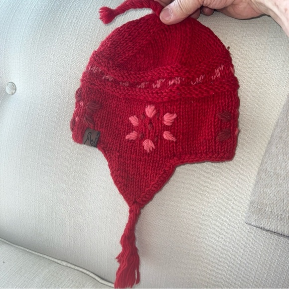 Turtle Fur Kids Tibetan 100% Wool Hat - Picture 2 of 7